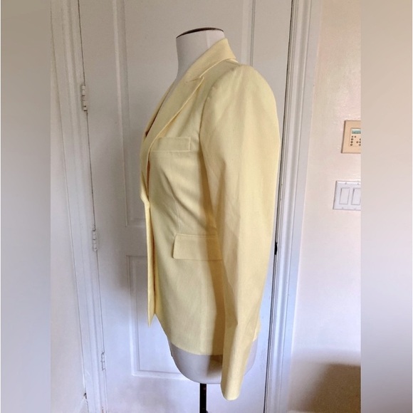 Isabella DeMarco Yellow & White Stripped Blazer Jacket. Tailored Style. - Picture 10 of 14